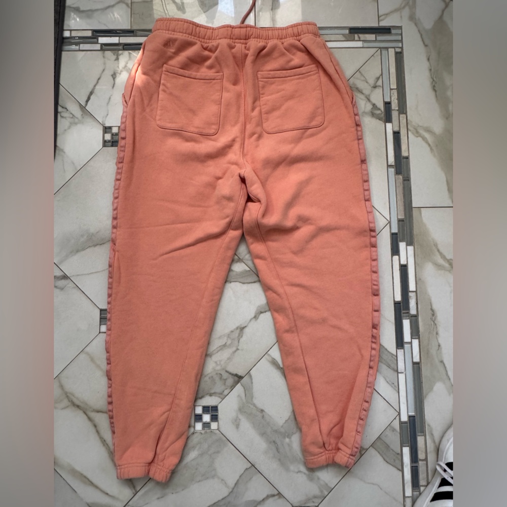 IVY PARK Dusty Rose Hooded Cropped Sweatshirt & Joggers - Picture 4 of 12